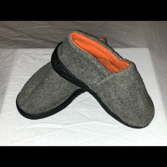 boys slippers